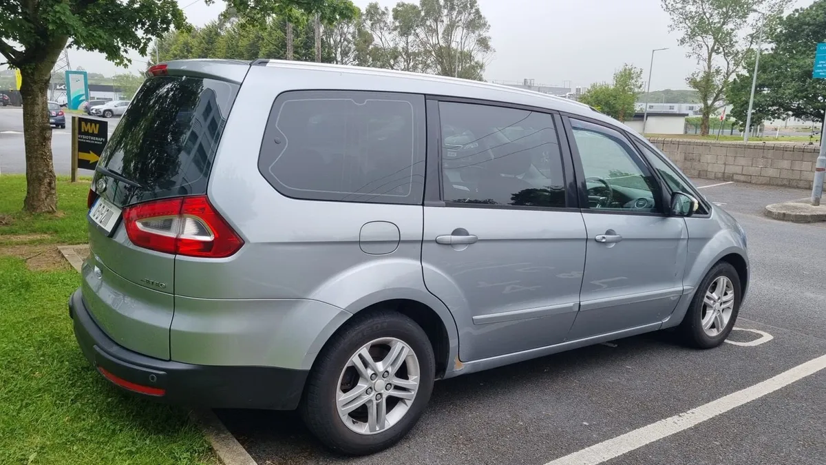 Ford Galaxy Diesel Automatic 2010 - Image 2