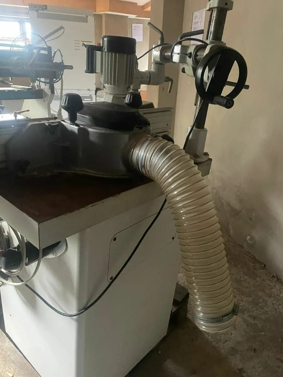 KUFO SK-32FD Small Spindle Moulder +Power Feed - Image 4