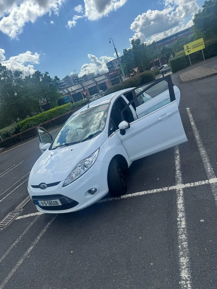Ford Fiesta 2011 1.2L - Image 1