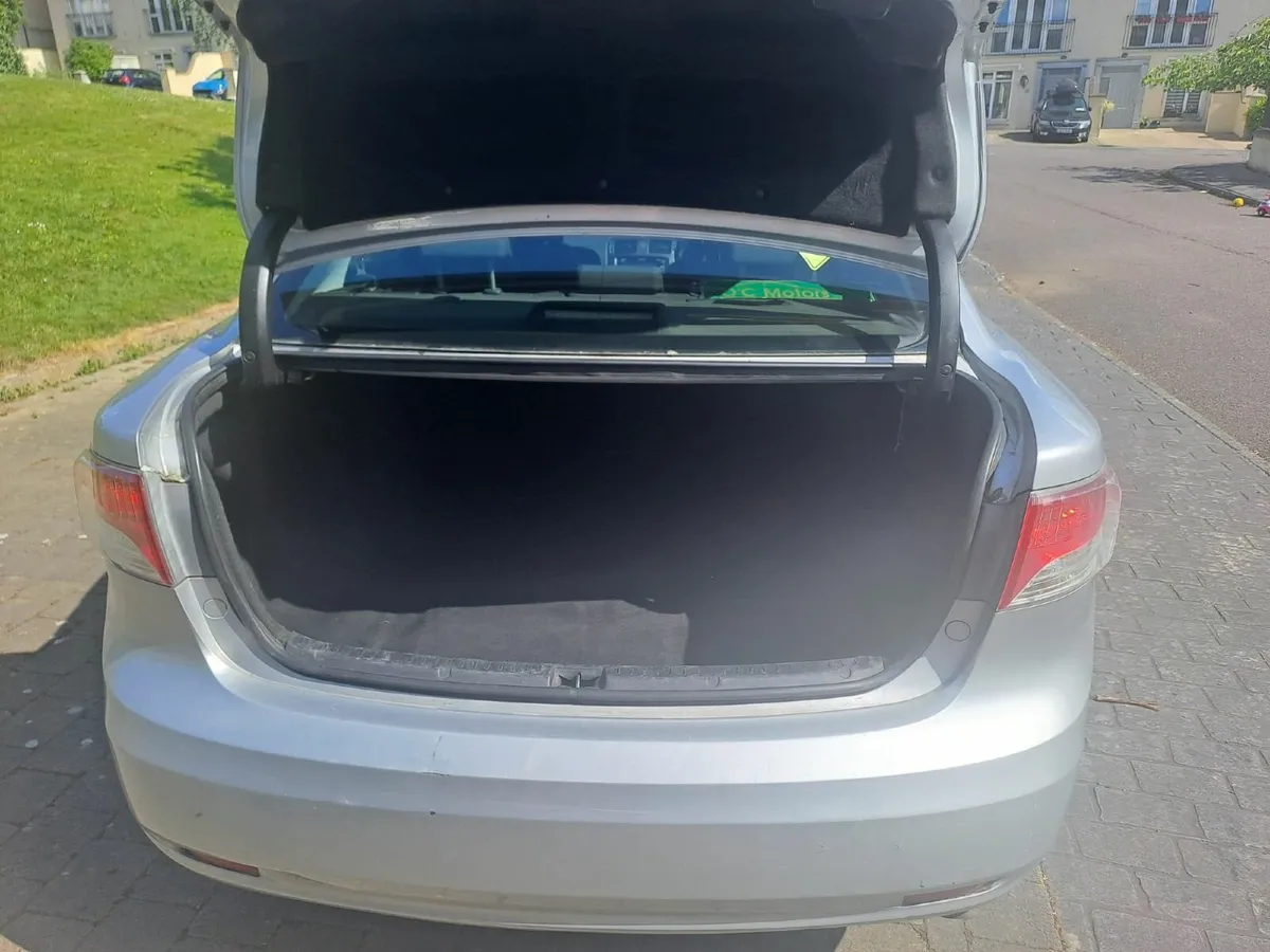 🚨 2009 Toyota Avensis 2.0 D4D Fully Serviced🚨 - Image 4