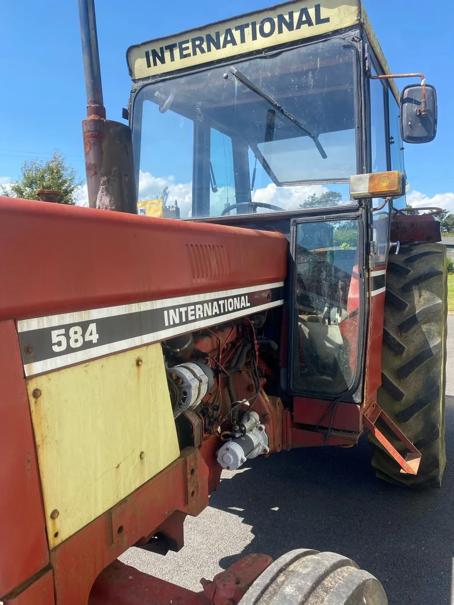 Tractor - Image 2