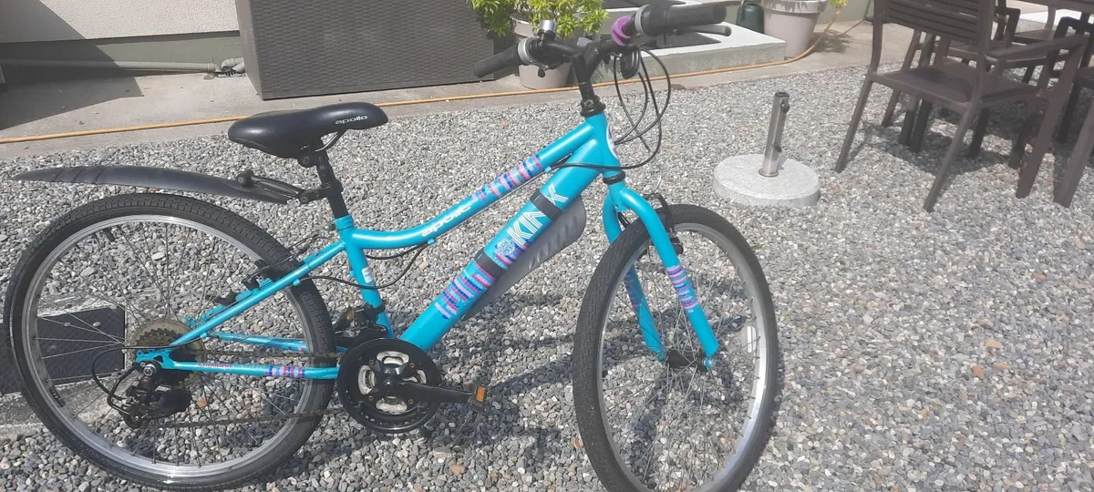 Girls Bike- Apollo-24 inch wheel- suit 8 to 12 yrs - Image 1