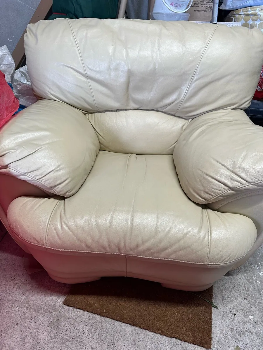 Cream Leather Couch - Image 4