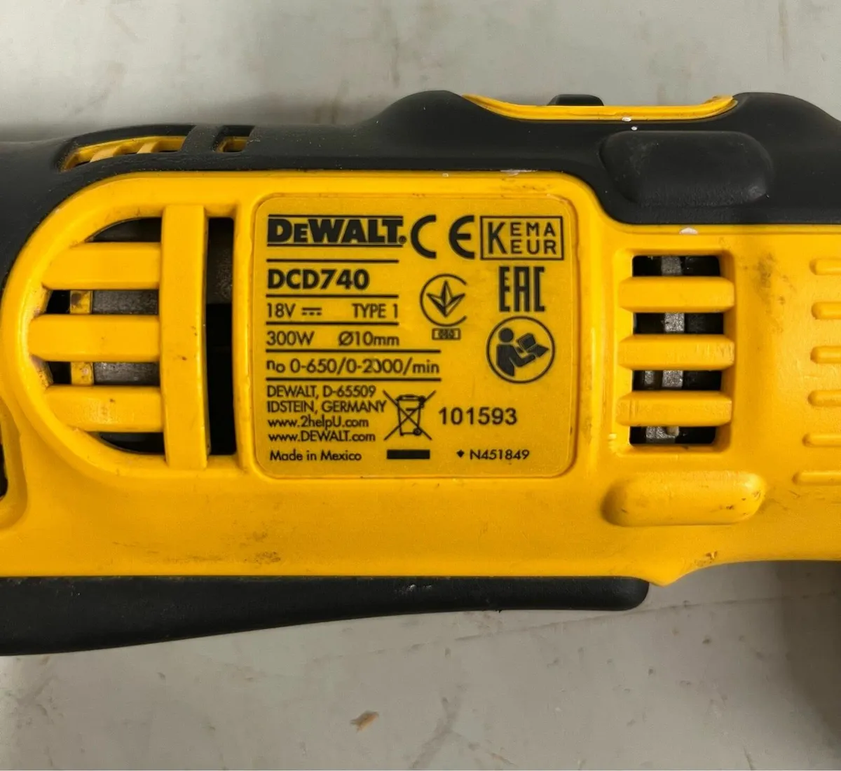 Dewalt Bare Angle Drill - Image 3