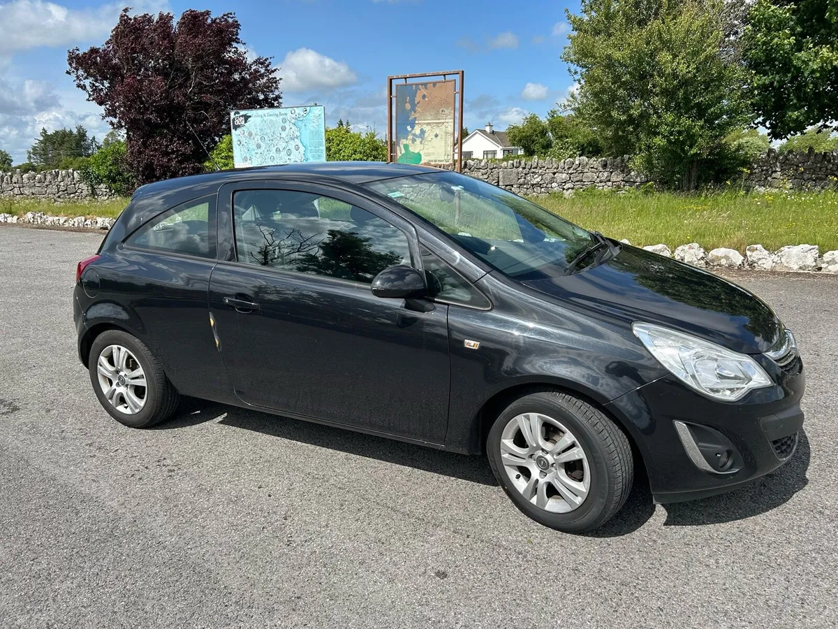 Opel Corsa | 1.2 Petrol | Less than 91,00KM - Image 2