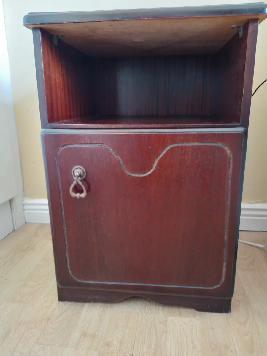 Bedroom furniture - Image 4