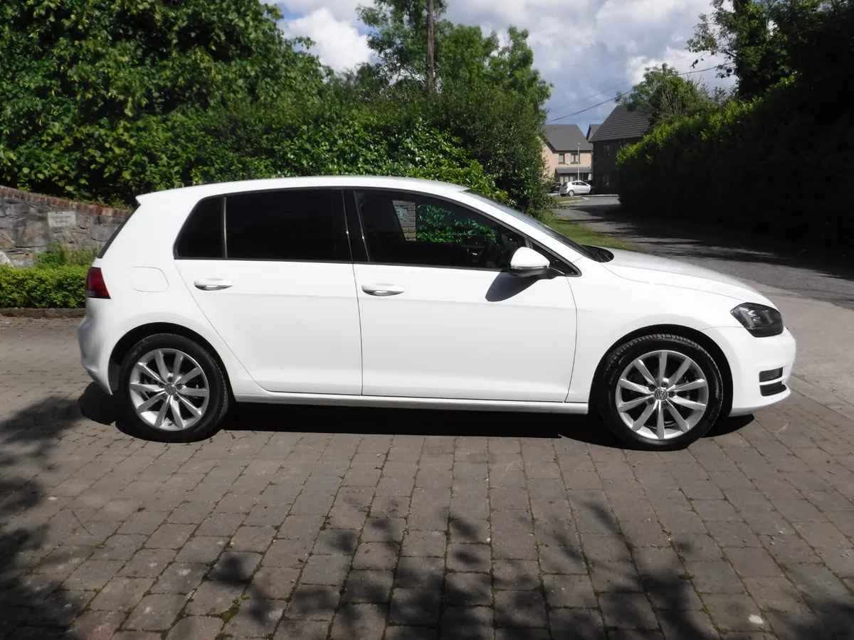 VW GOLF 1.4 AUTO DSG HIGHLINE 140BHP 5 DOOR - Image 2