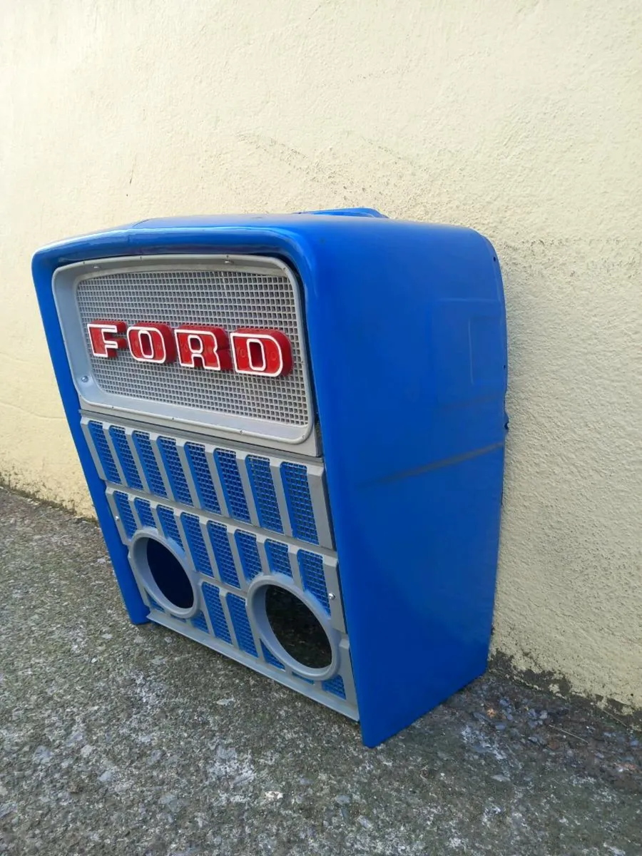 Ford nose cone - Image 4
