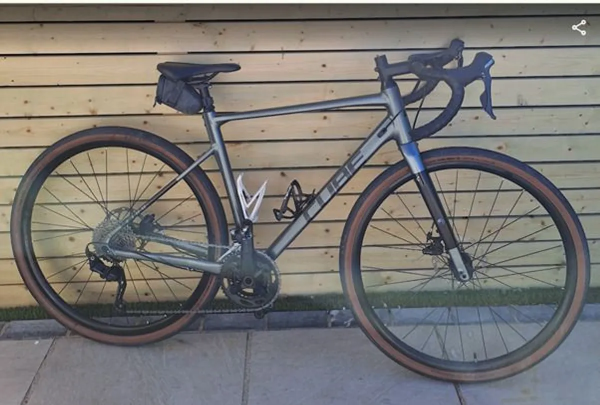 NuRoad Gravel Bike - Image 1