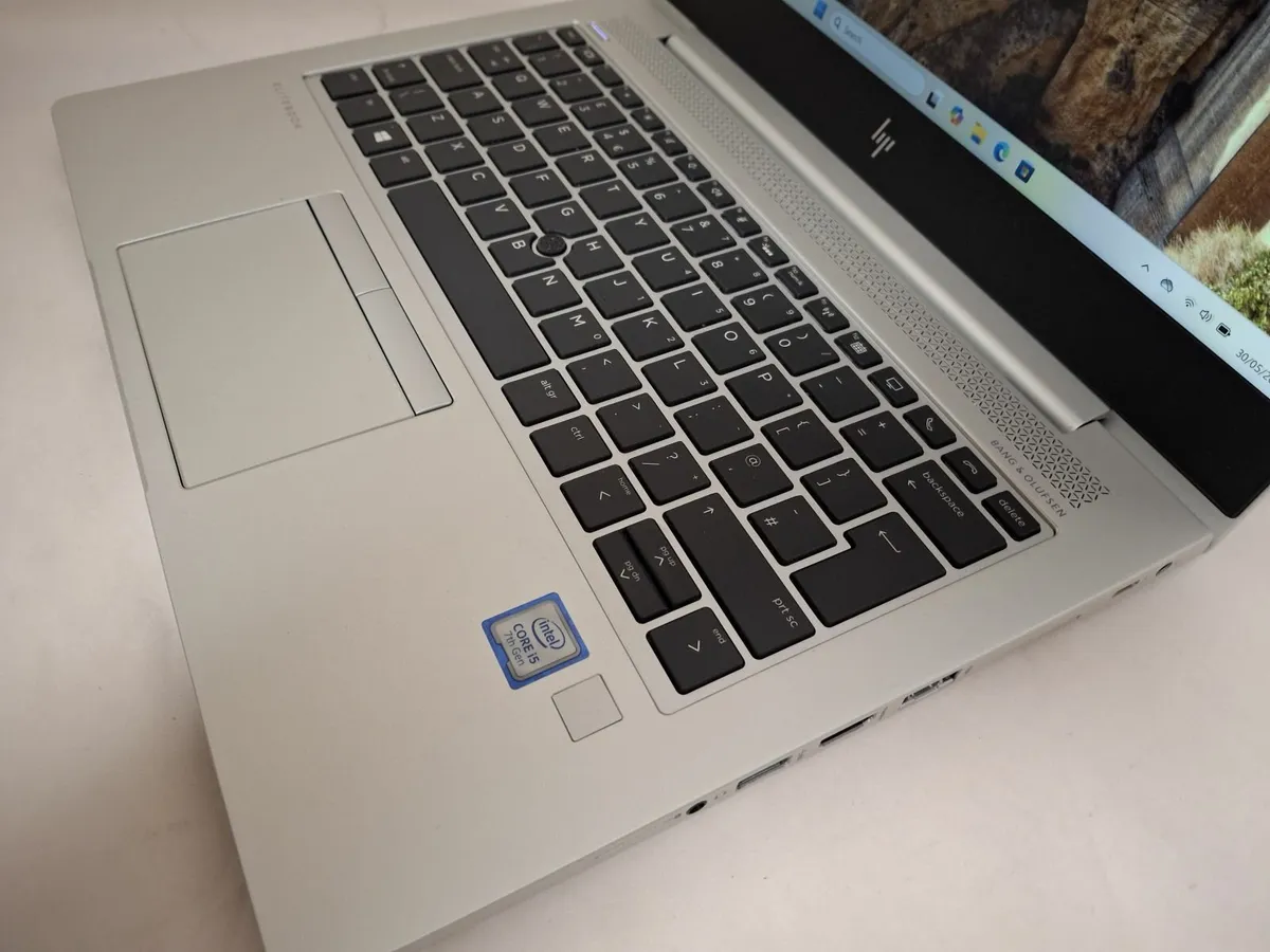 HP EliteBook 830 G5 | Intel Core i5-7200U | 16GB R - Image 2