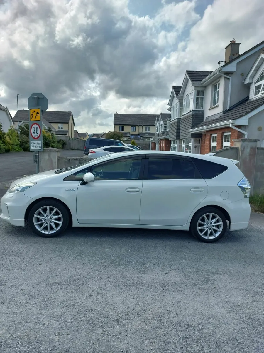 Toyota Prius 2013 - Image 1