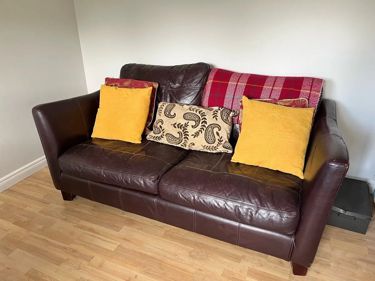 2-seater leather sofa