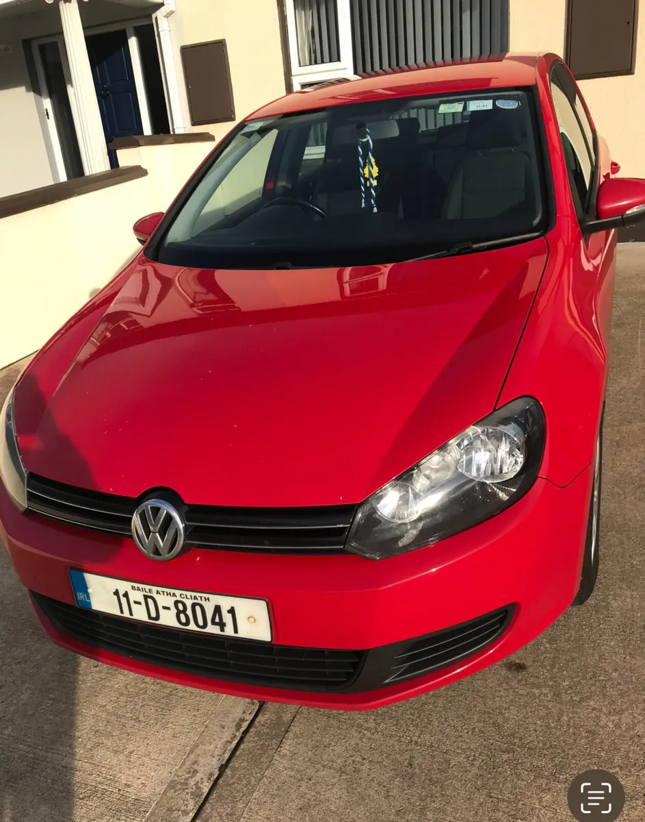 Volkswagen Golf 2011 - Image 1