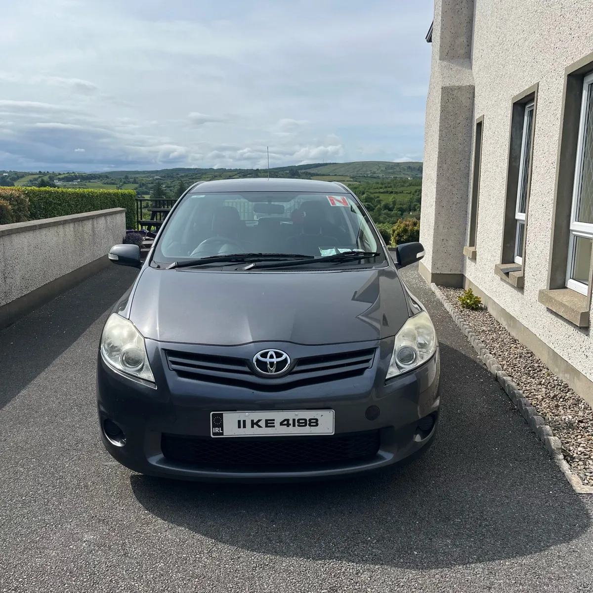 toyota auris 2011 charcoal grey - Image 1