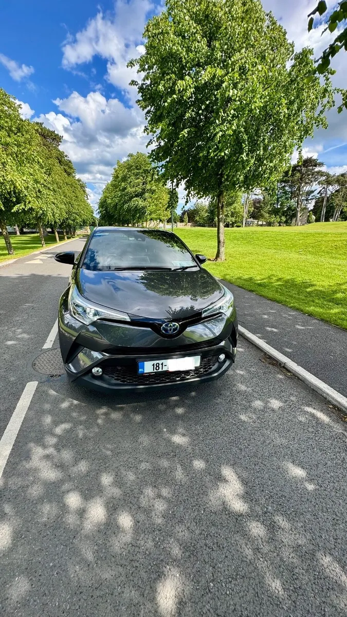 Toyota C-HR 2018 - Image 2