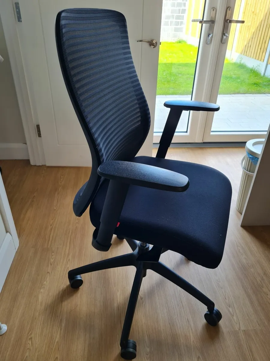 Office Chair - Image 1