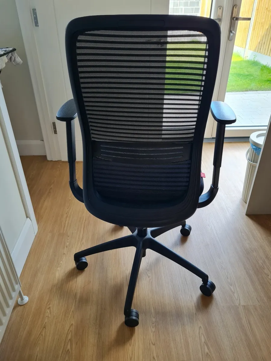 Office Chair - Image 3