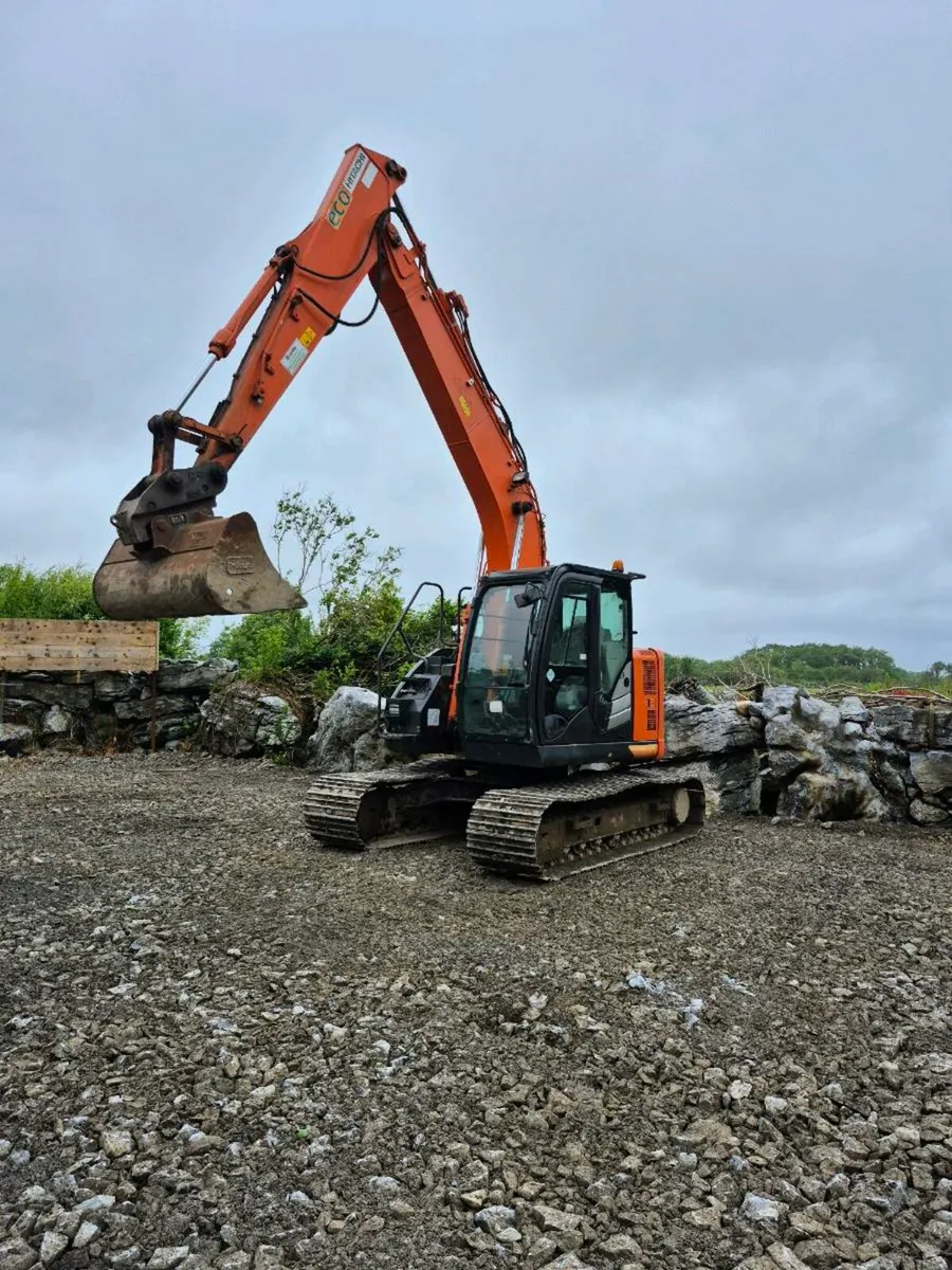 Hitachi ZX135US-6 - Image 1