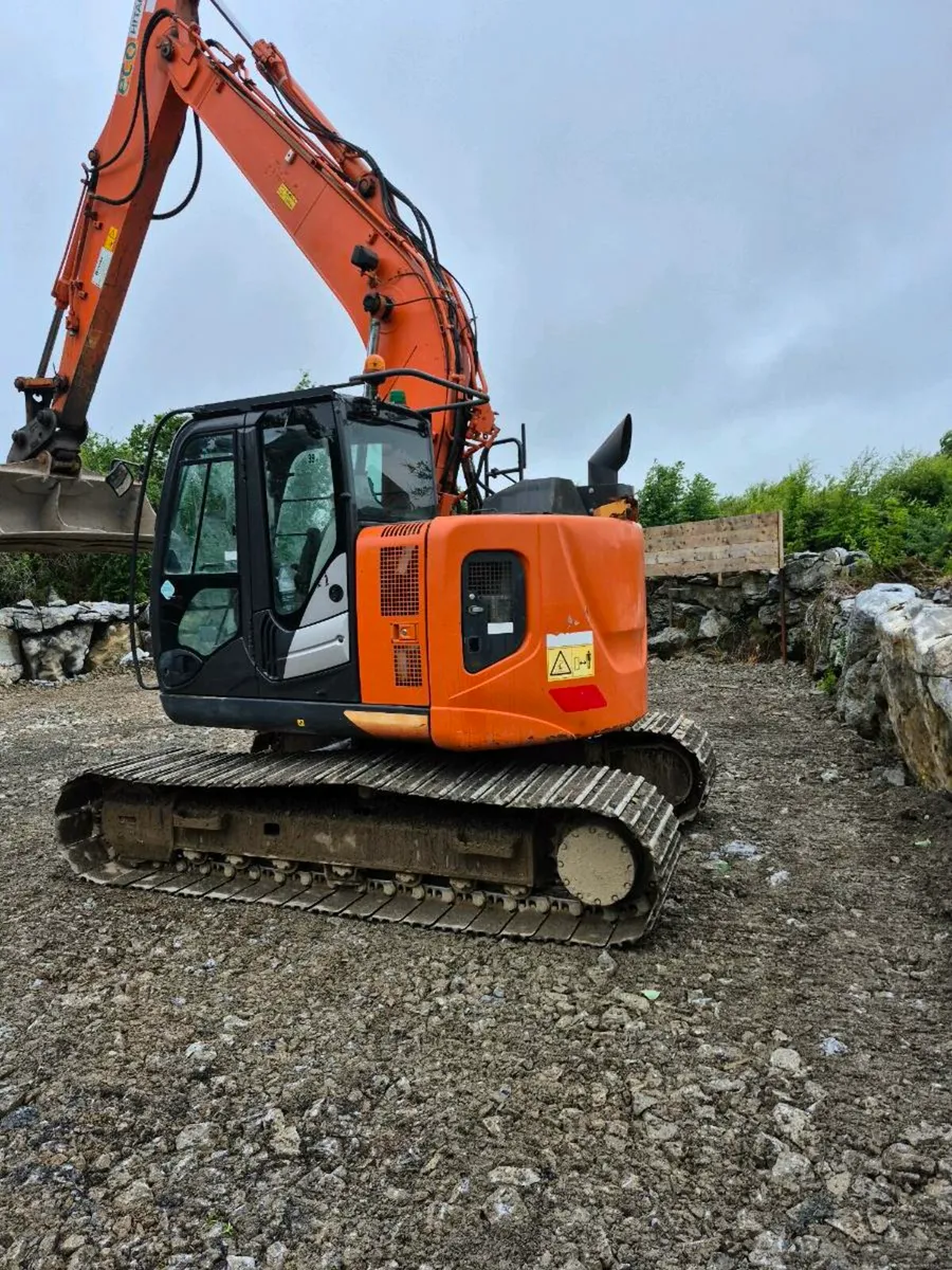 Hitachi ZX135US-6 - Image 4