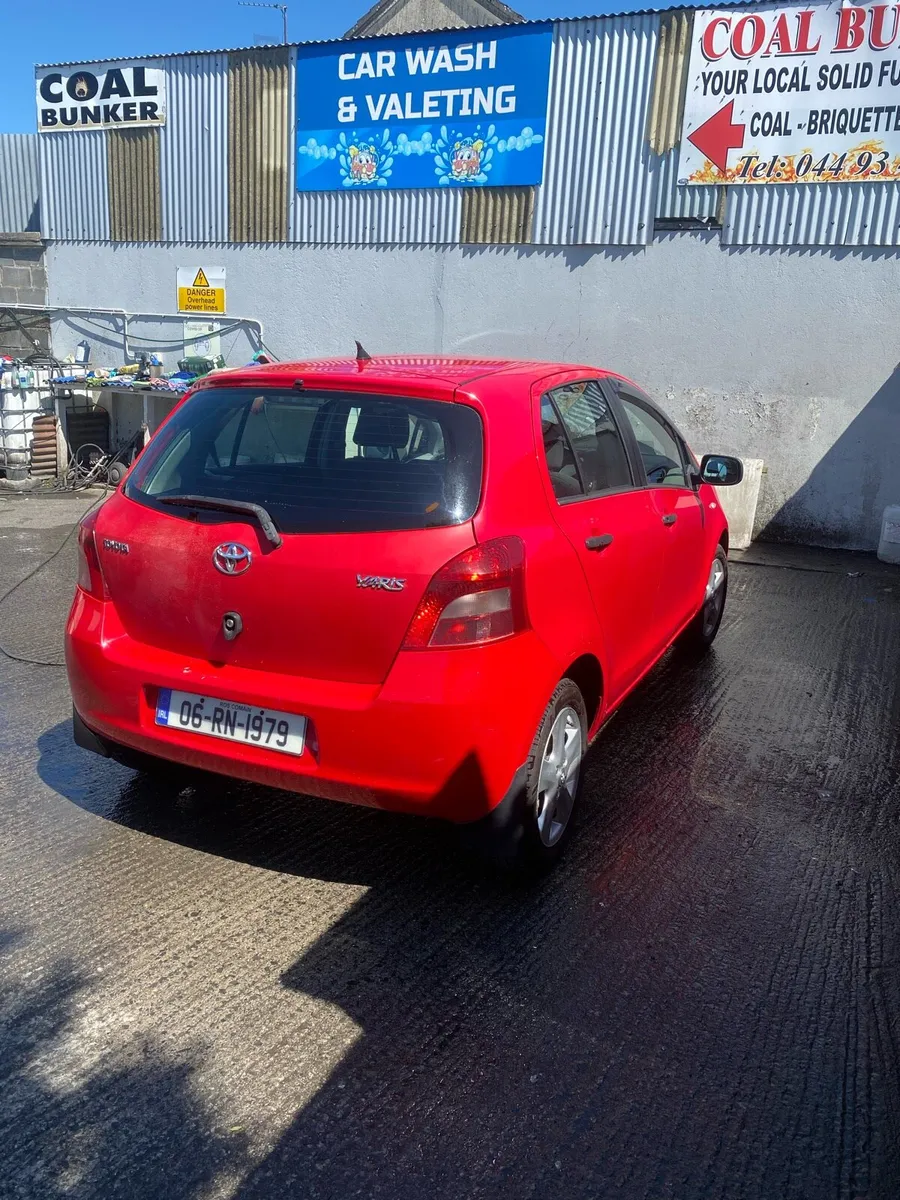 Yaris - Image 1