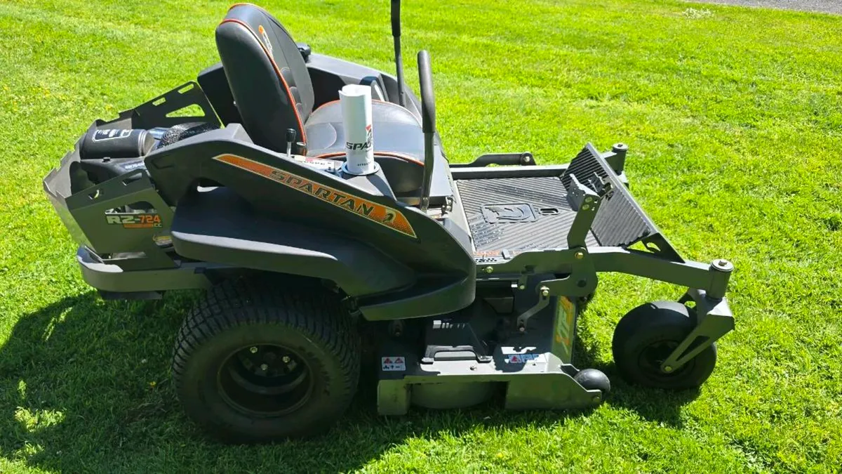 25hp 48" Zero Turn - Image 4