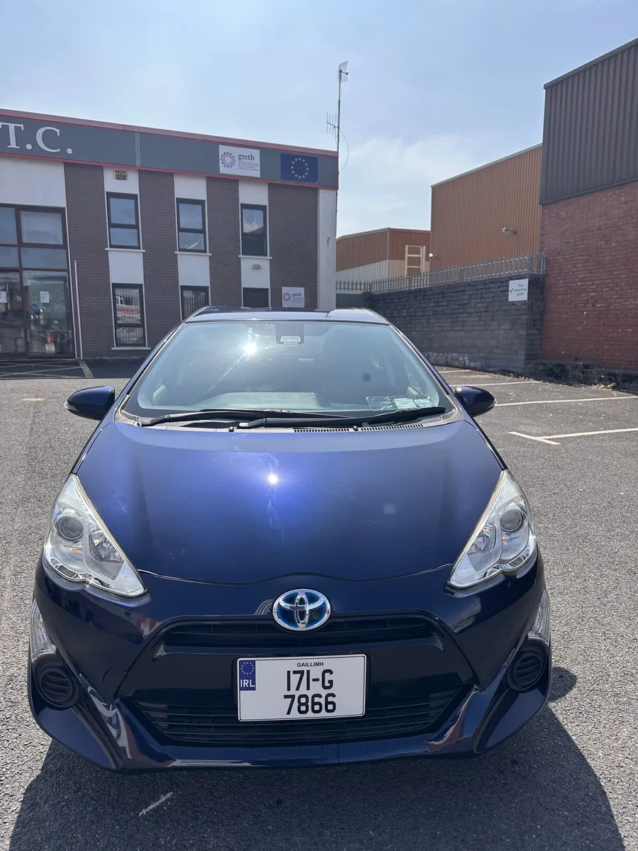 Toyota Aqua 2017 - Image 1