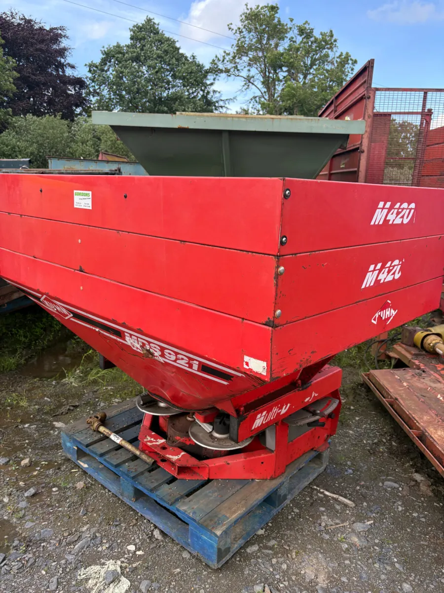Kuhn m420 sower - Image 2