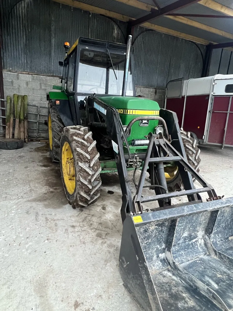 John Deere 2140 - Image 2