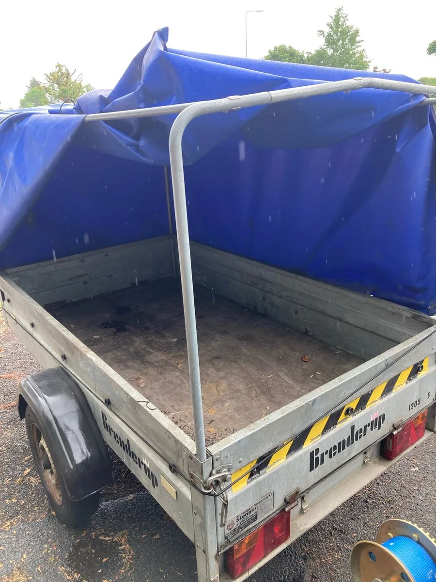 Camping trailer - Image 3