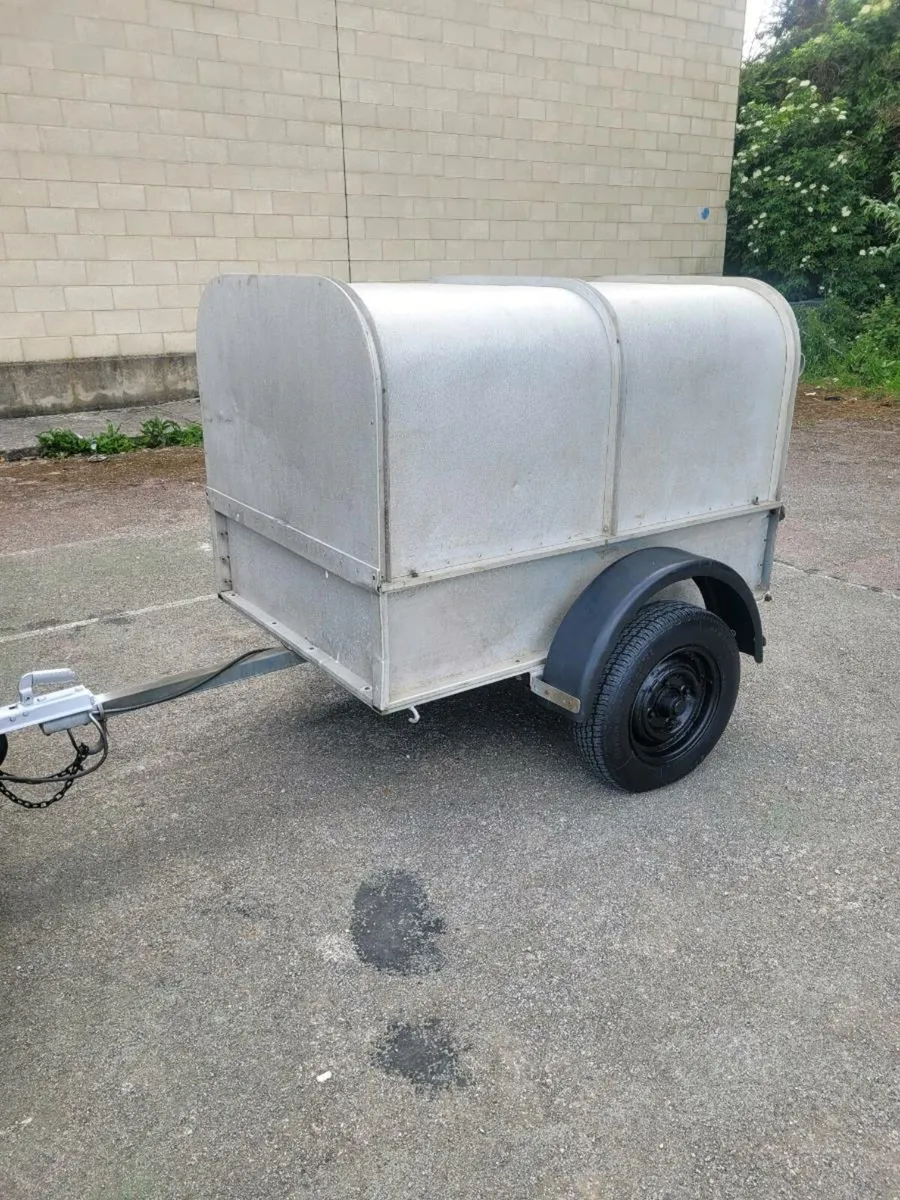 Ifor Williams sheep/calf trailer - Image 3