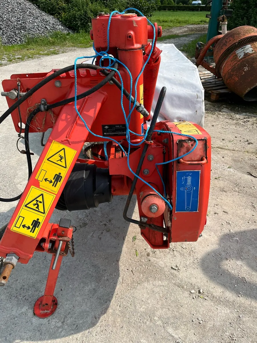 Khun 240 disc mower - Image 4