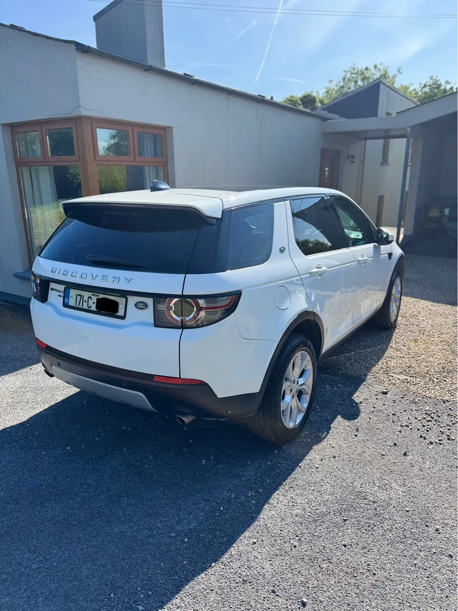 Land Rover Discovery Sport 2017 - relisted - Image 4