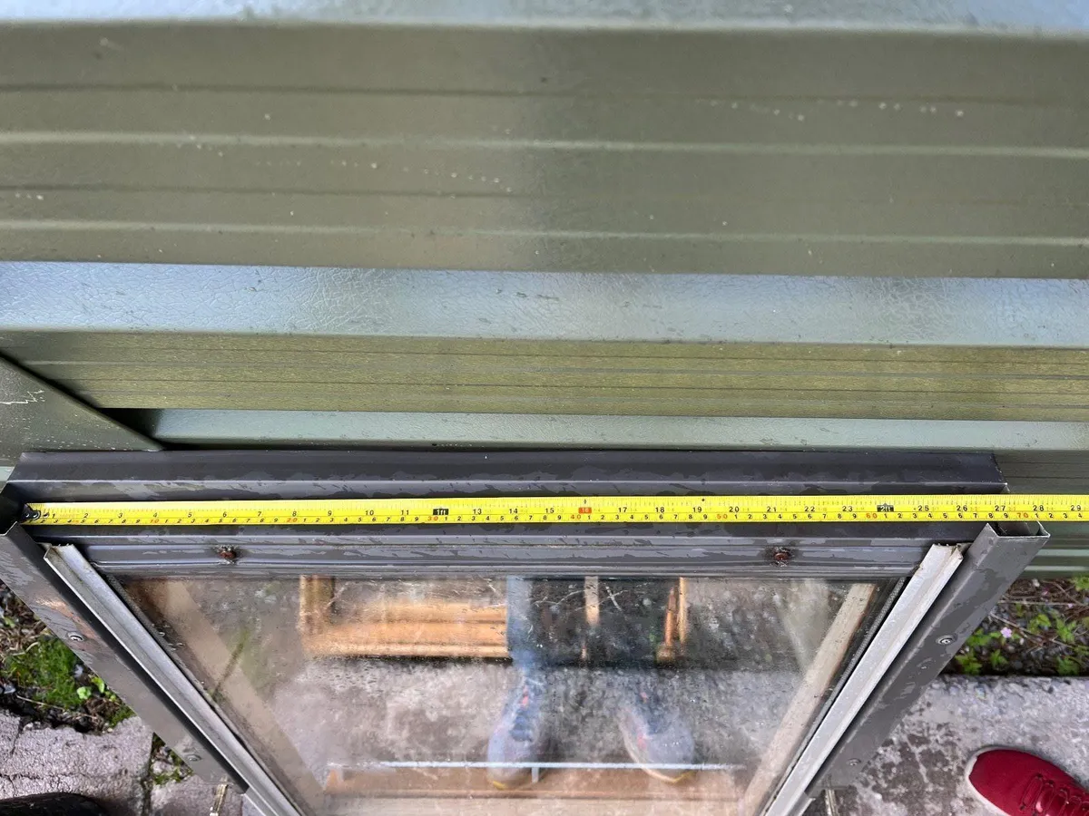 2 VELUX Roof windows - Image 3