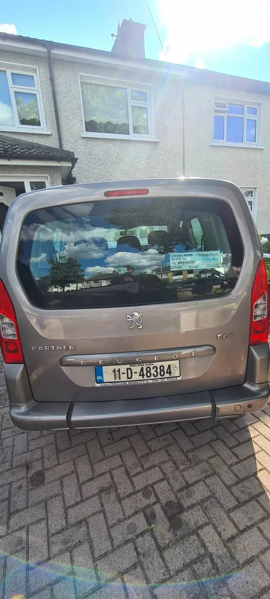 Peugeot Partner Tepee 2011 - Image 2