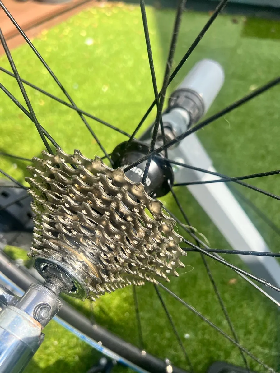 Cycling turbo trainer - Image 2