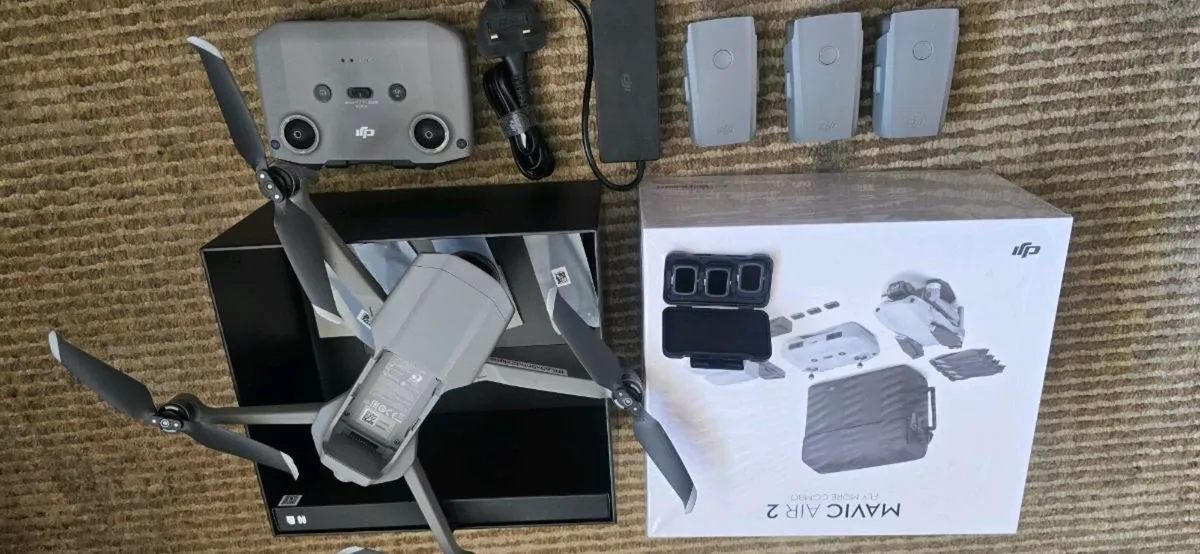 DJI Mavic Air 2 Fly More Combo - Image 3