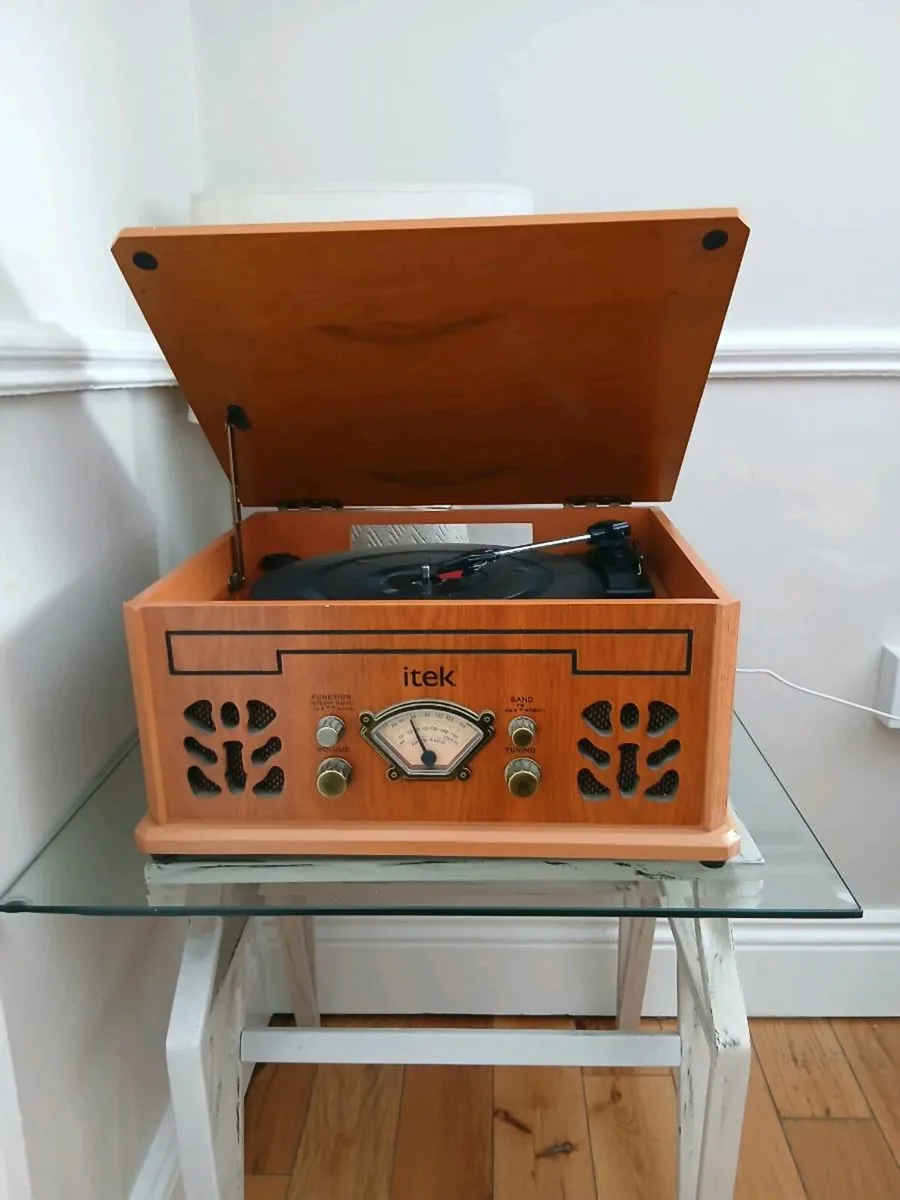 Record player - Image 2