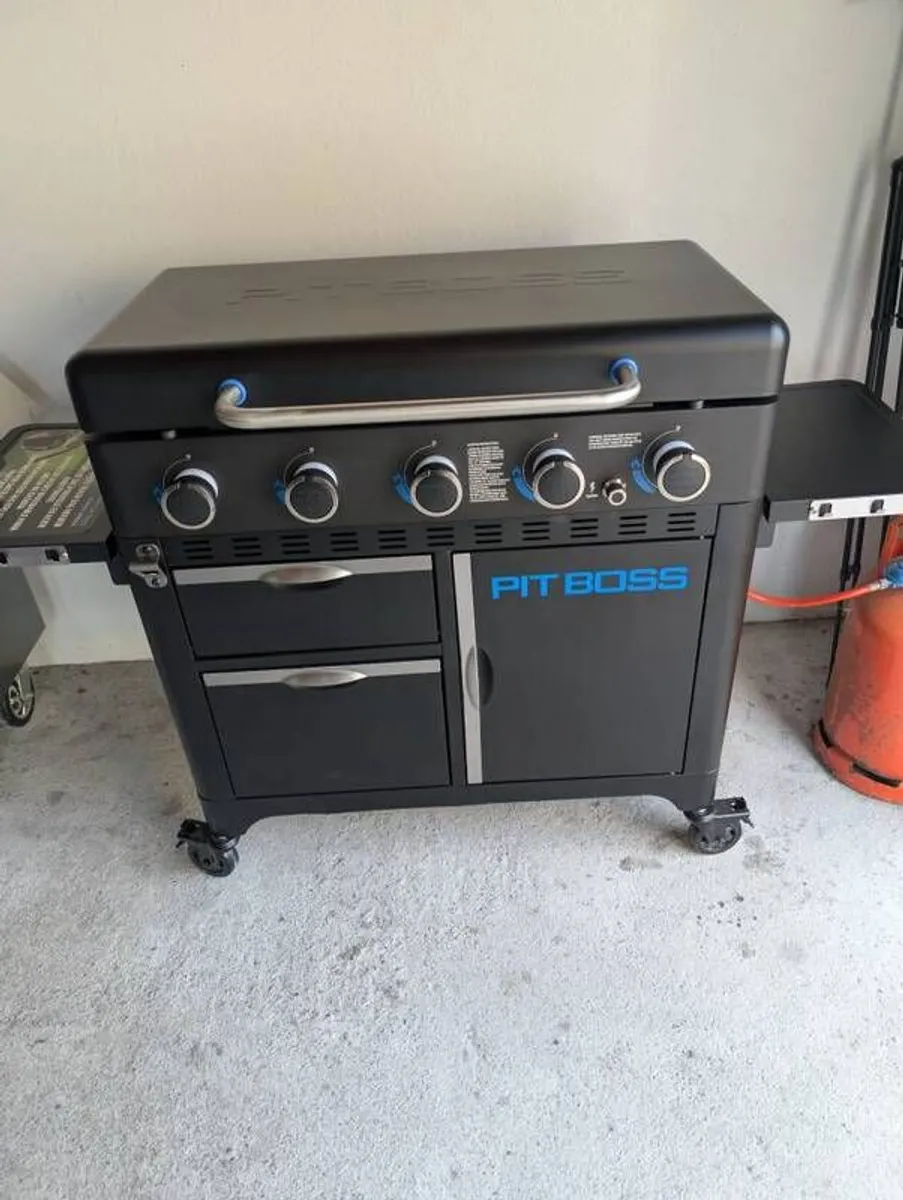 Pit boss ultimate griddle - Image 1
