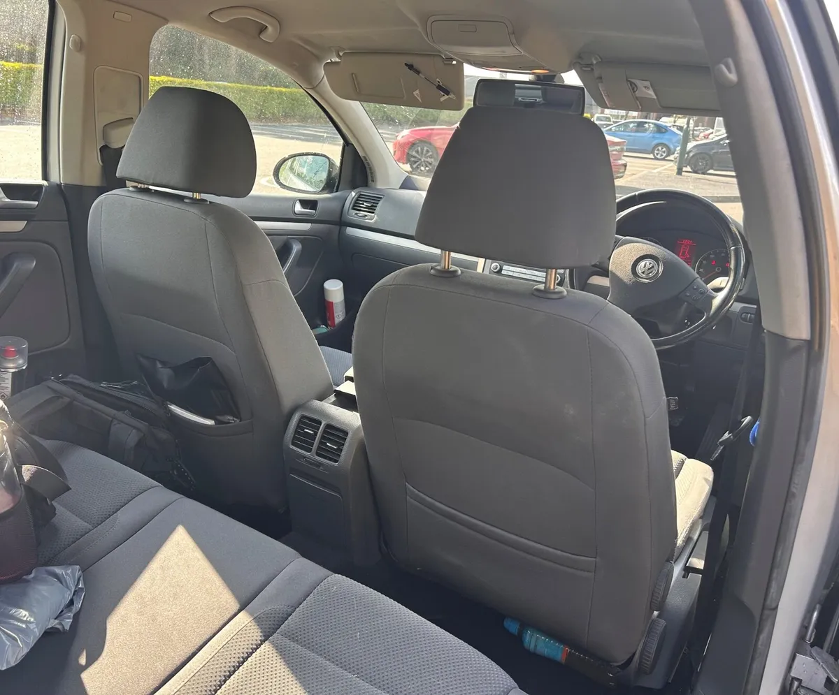 Volkswagen Golf 2007 - Image 2