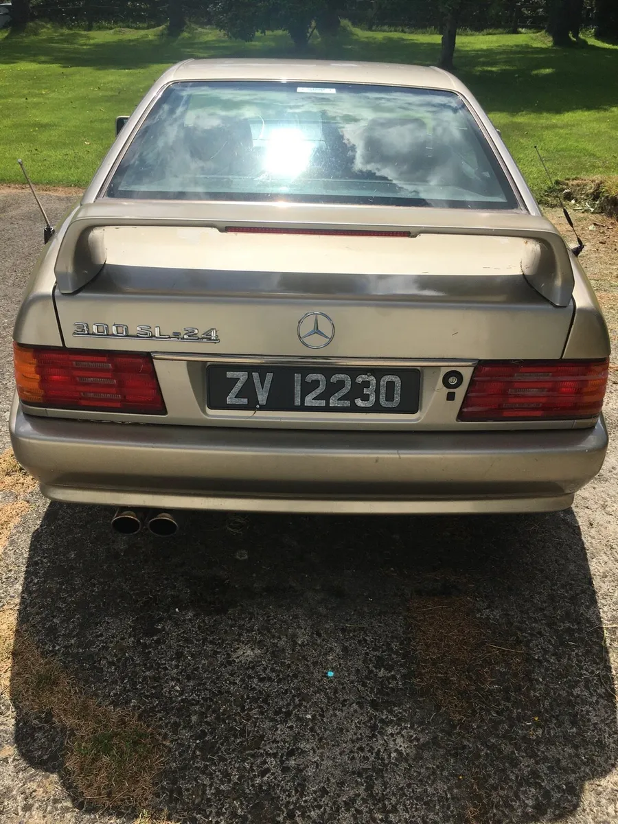 Mercedes SL 300 24 - Image 2