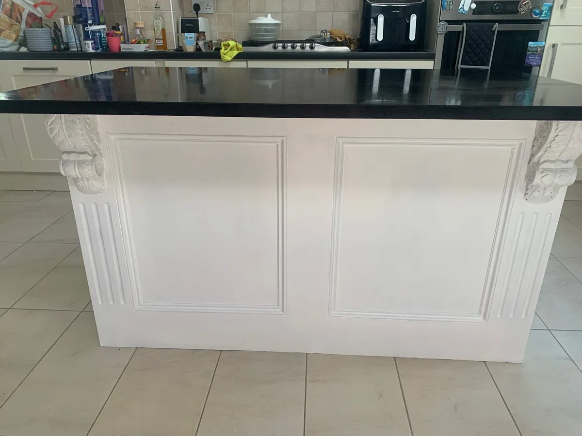 Kitchen Island - Image 2