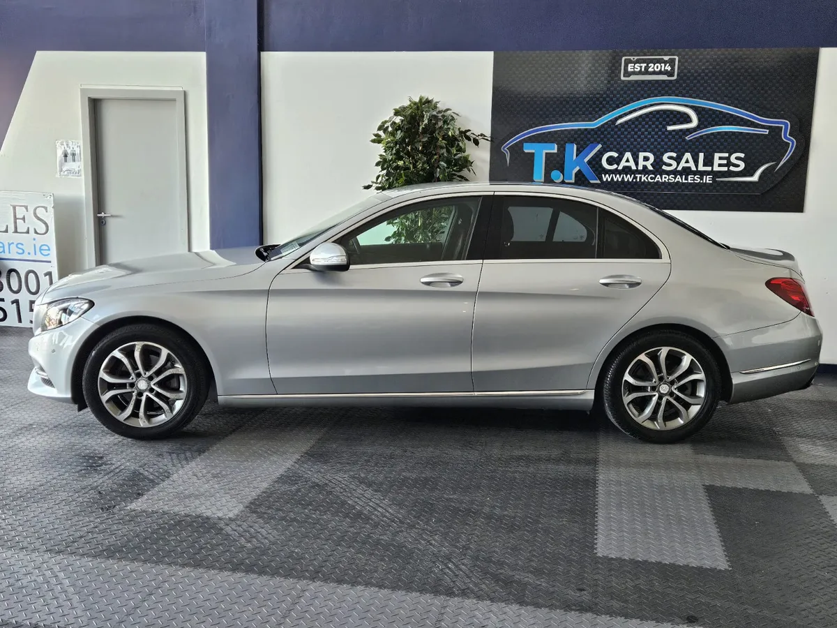 14 MERCEDES BENZ C-CLASS 220 SPORT - Image 2