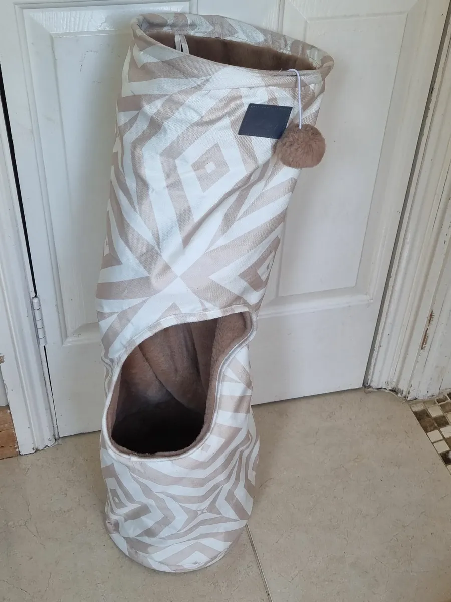 Free to Take - Cat Tunnel - Image 1
