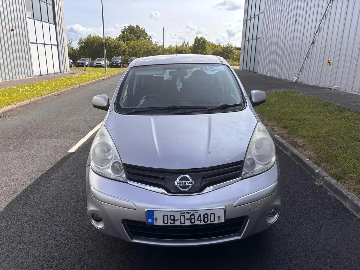 2009 car - Image 2