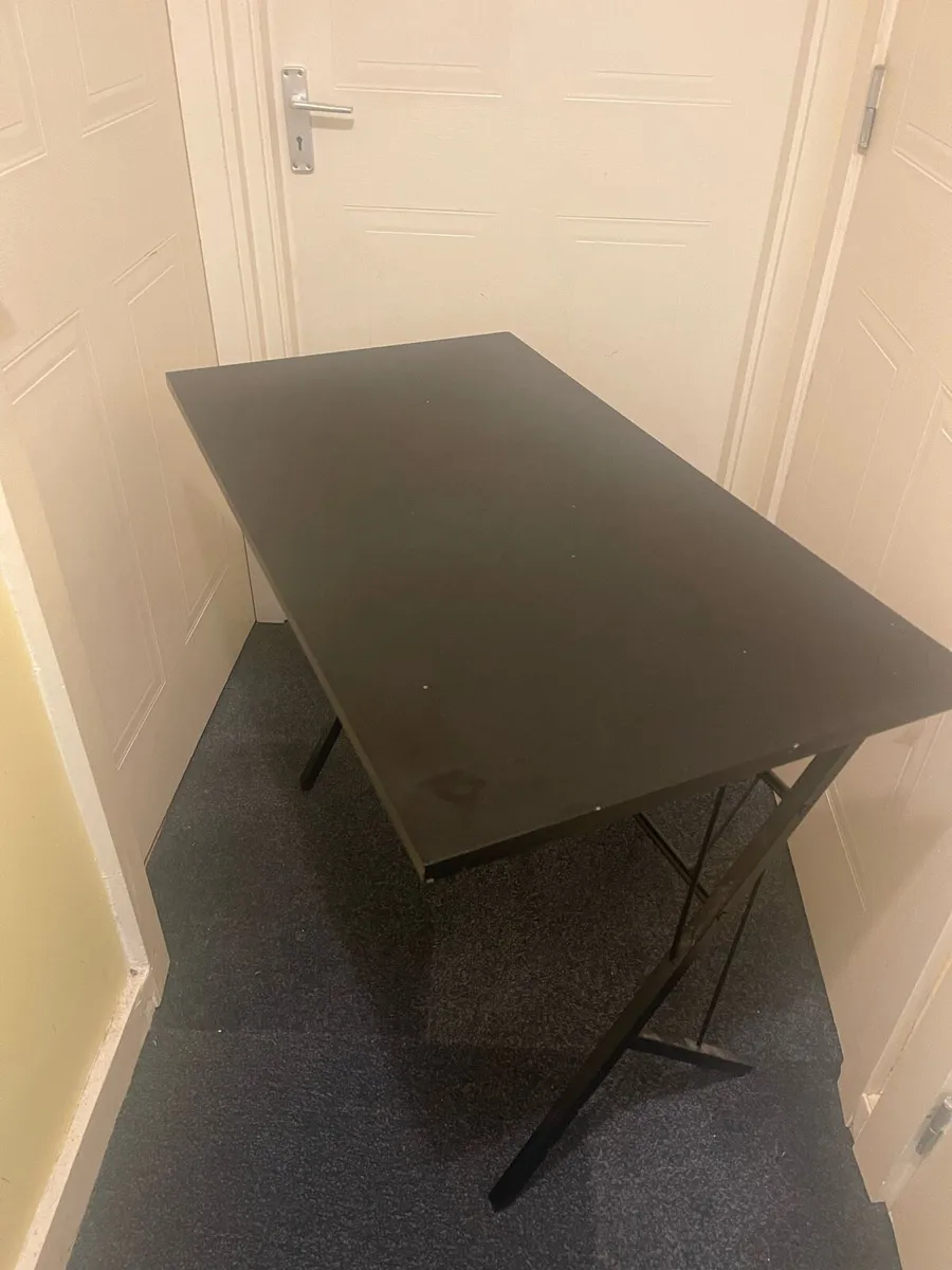 Study table - Image 3