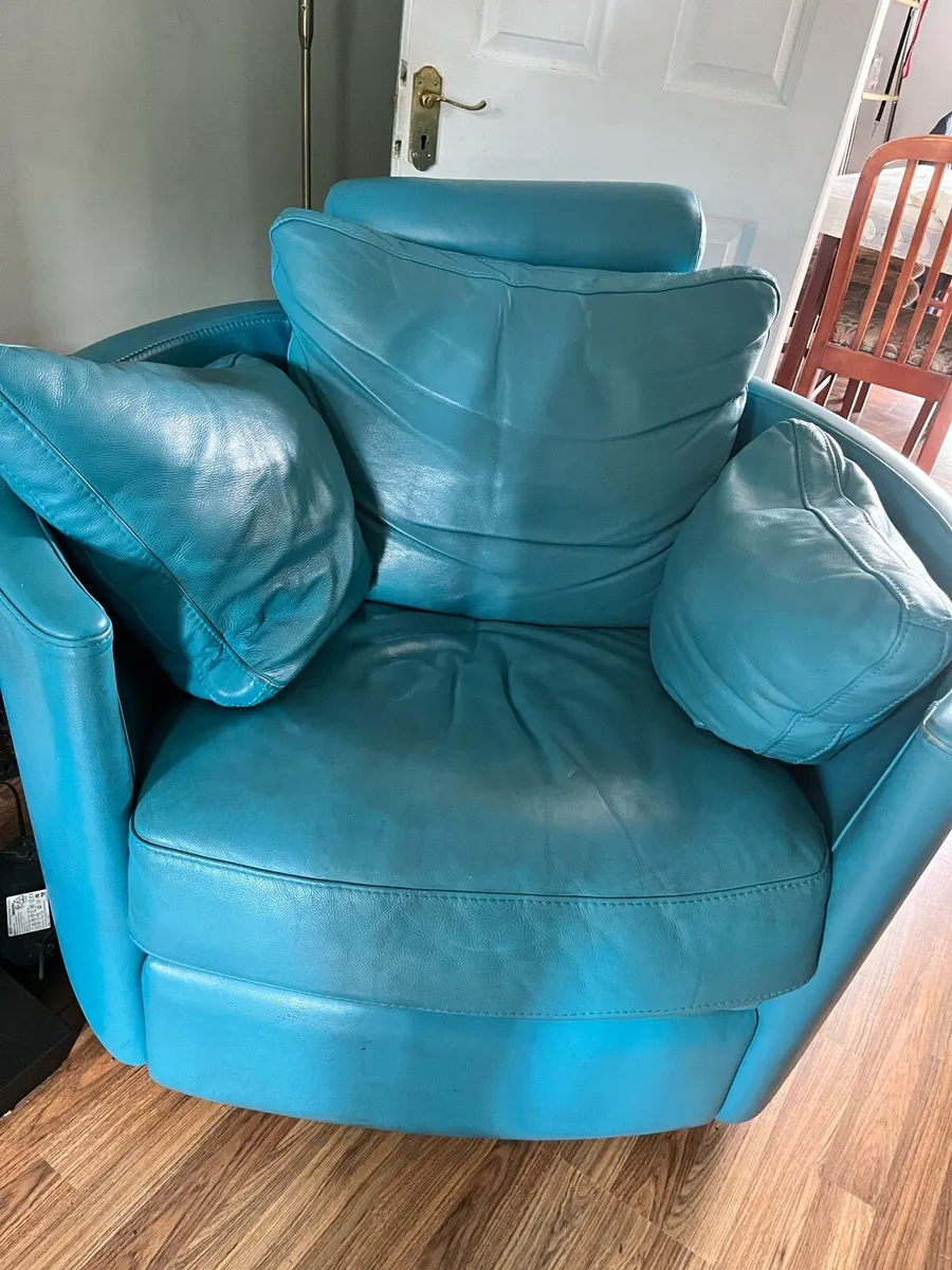 Farma Recliner chair 2 seater couch & nest chair - Image 2