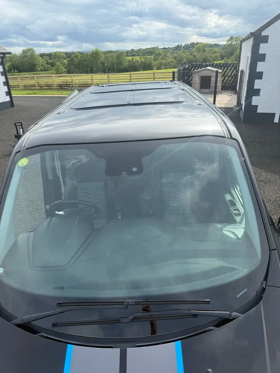 Car/van - Image 4