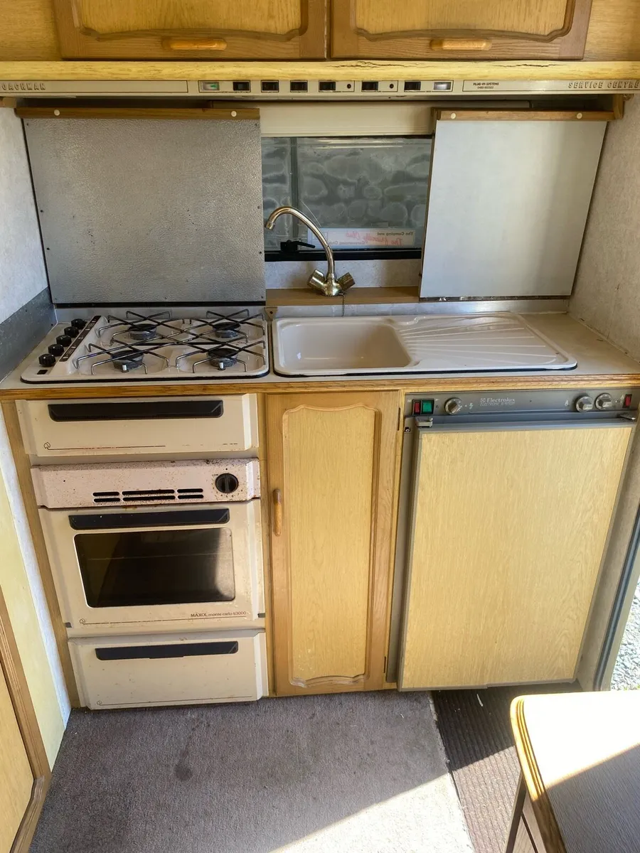 CARAVAN - Image 4