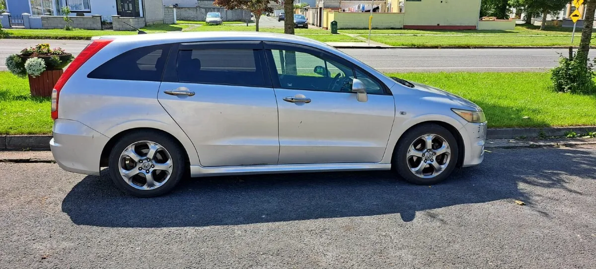 Honda Stream. automatic. 7seater - Image 3