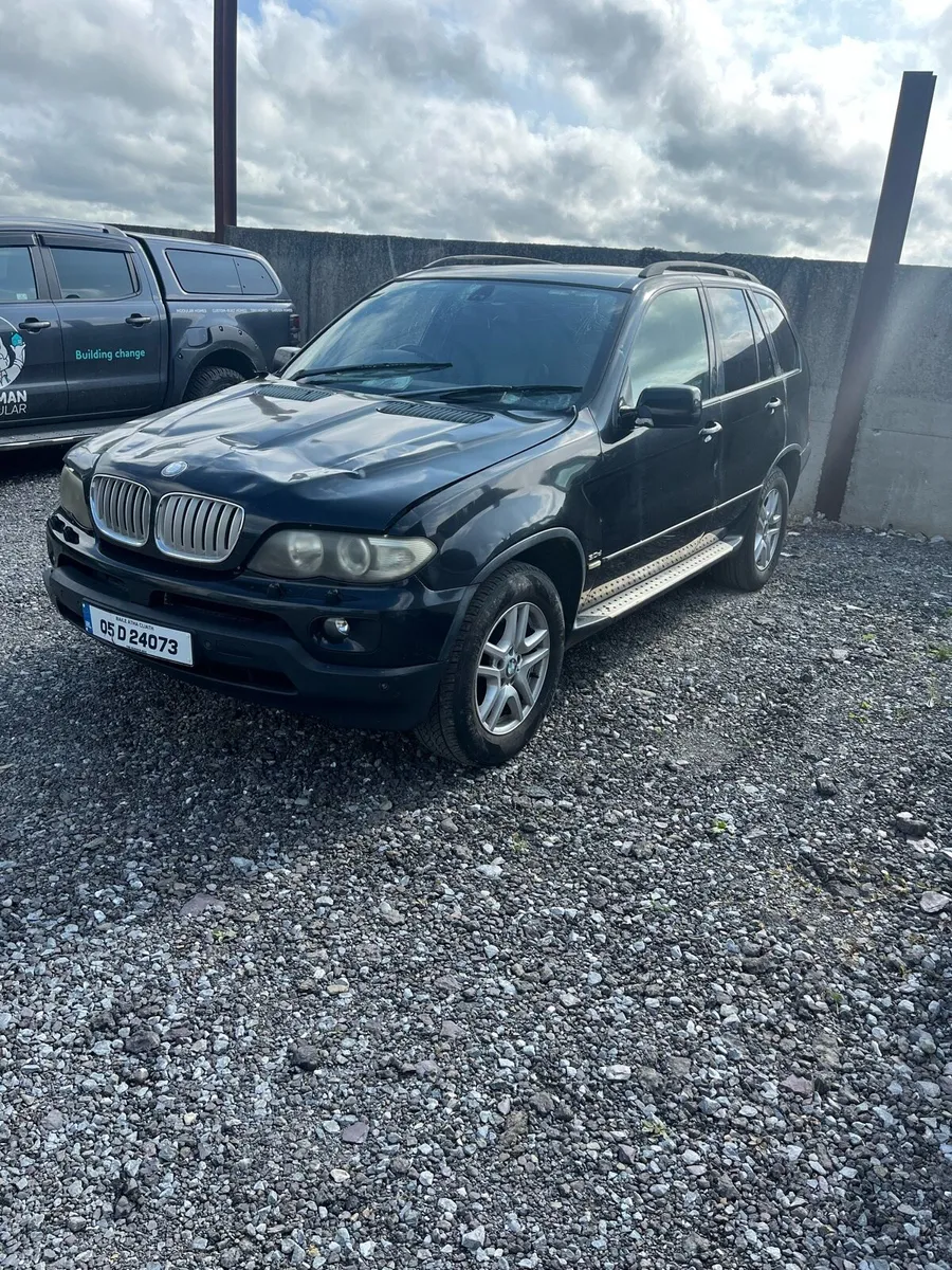 BMW X5 Commercial - Image 2
